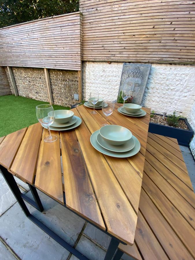 Stylish 2 Bedroom Cottage, Close To Town Centre Worthing Kültér fotó